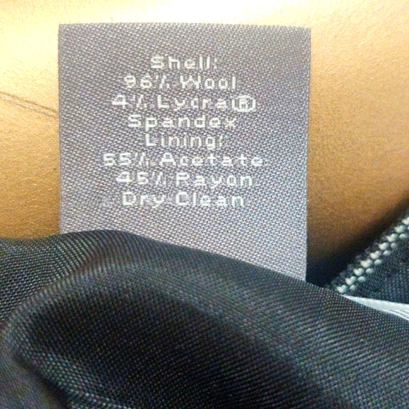 Ann Taylor 2 Piece Skirt Suit Gray Plaid Petite Business Attire Black White Wool - Picture 15 of 15